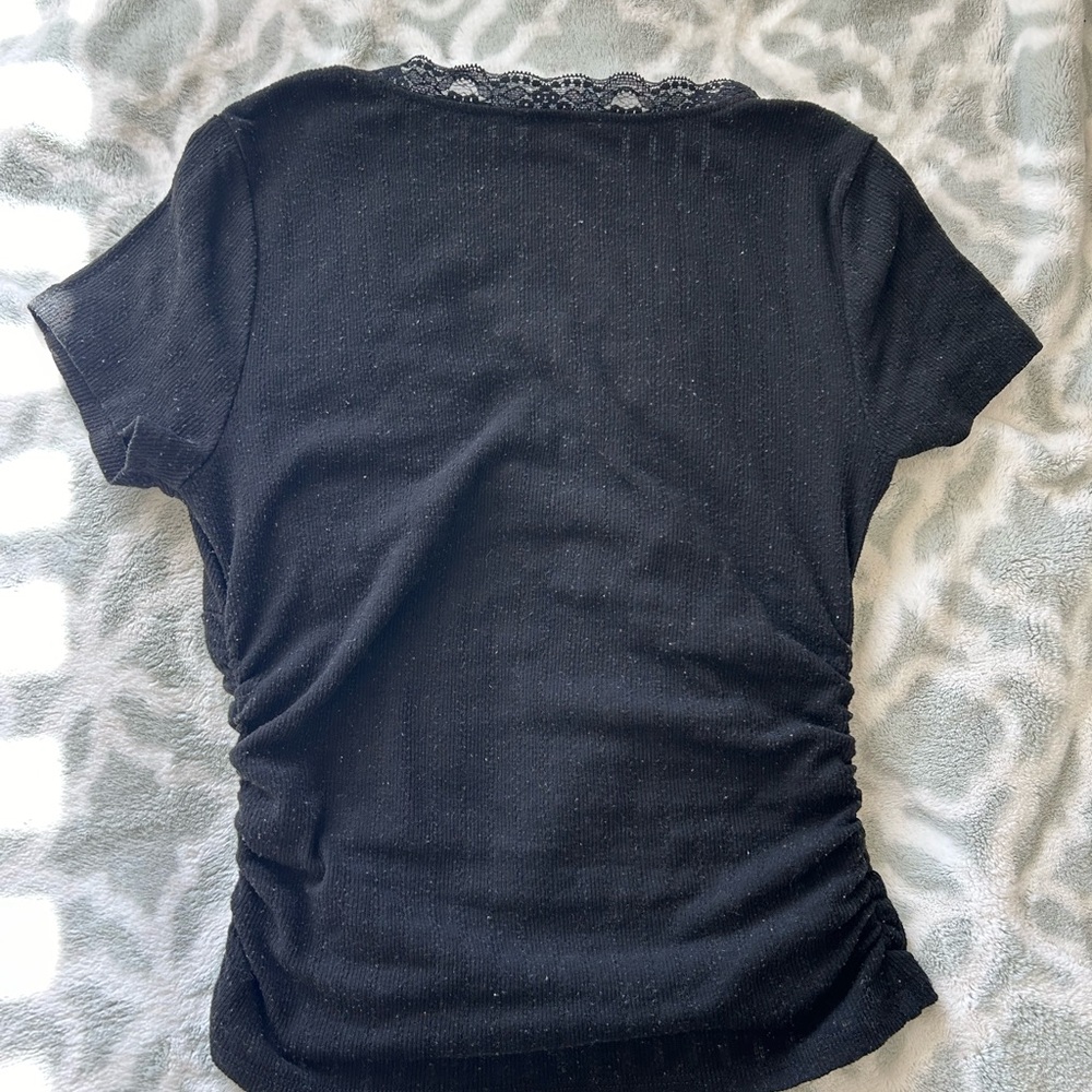black top with lace neckline - Picture 2 of 4